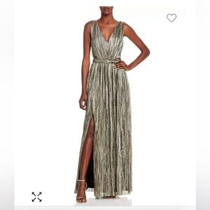 Shimmering belted floor-length dress!